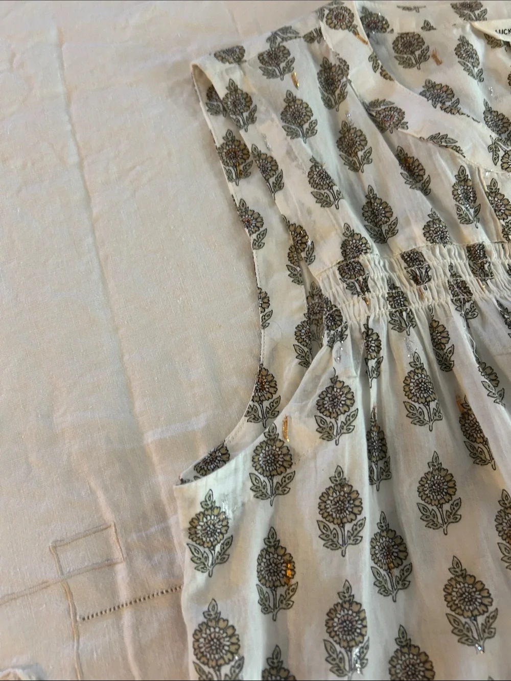 Lucky Brand Cream Floral Button-Up Shell with Olive and metallic accents. Sz L - Picture 5 of 9
